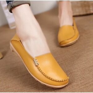 NWOB Socofy Mustard Yellow Leather Whipstitch Slip On Loafers Women's Size 9.5